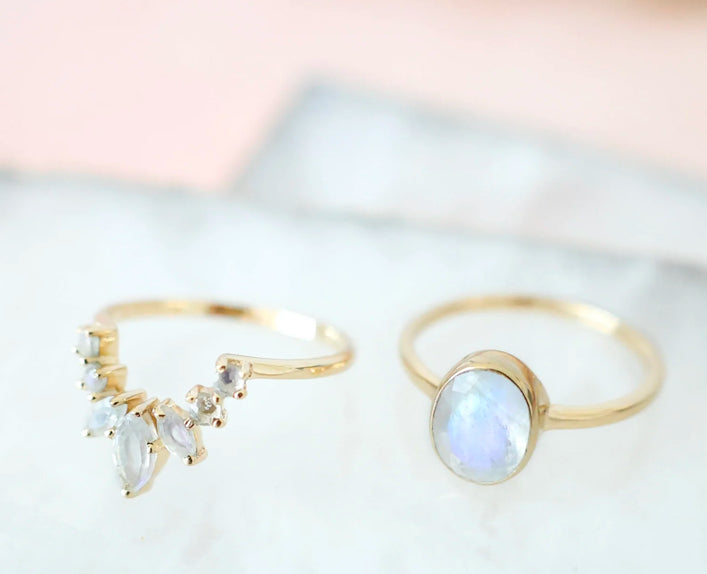 Aurora Moonstone Ring Set Gold