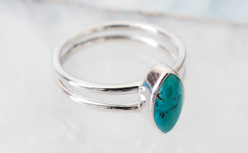 Lucy Ring Turquoise Sliver